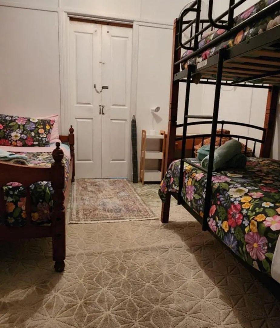 Meyenburg Units Apartment Mount Morgan