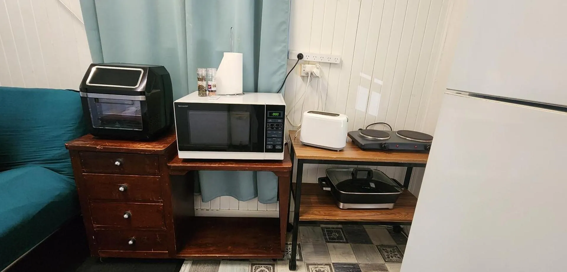 Meyenburg Units Apartment Mount Morgan Australia